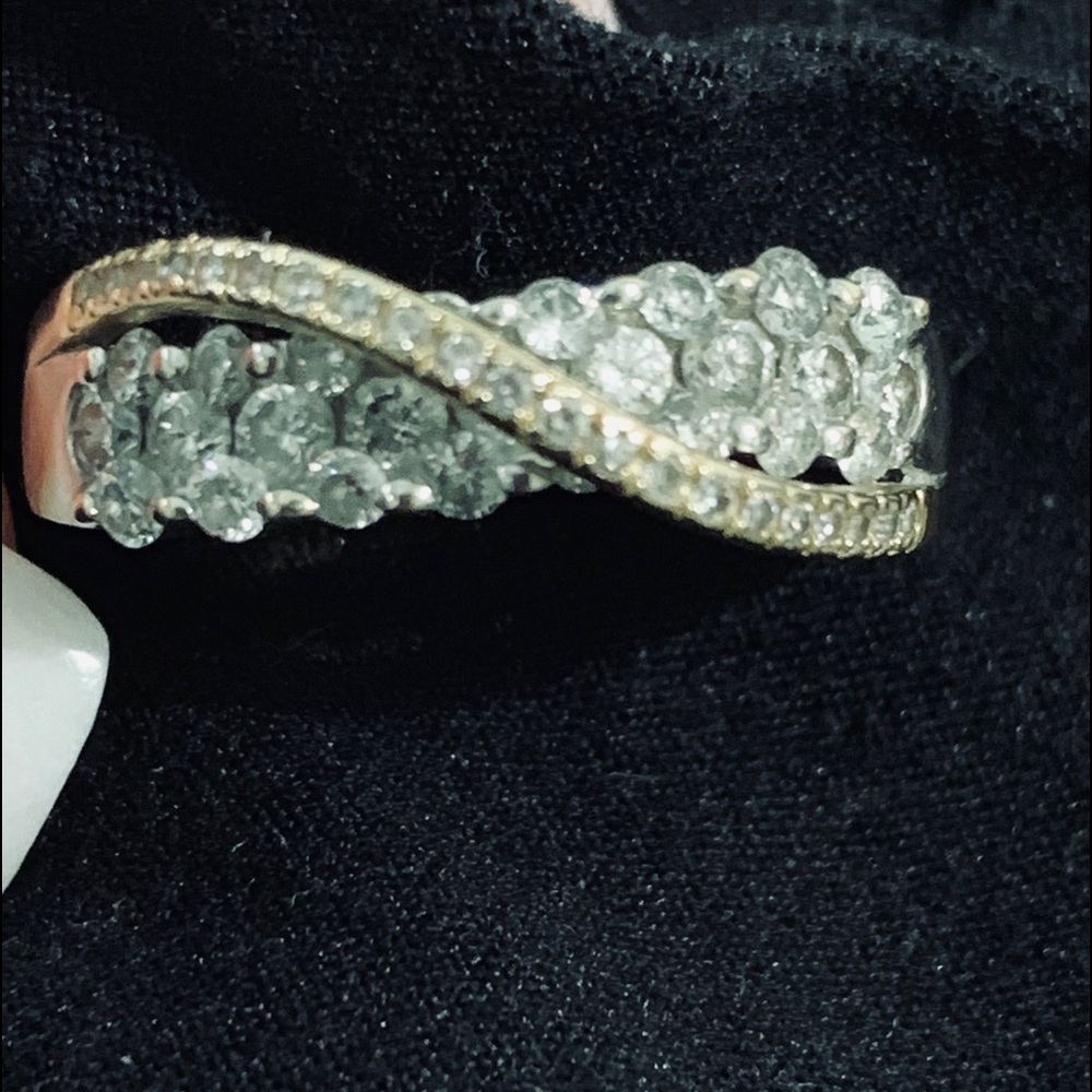 1 CT TW Round -Cut Diamond Band 14k two-tone gold